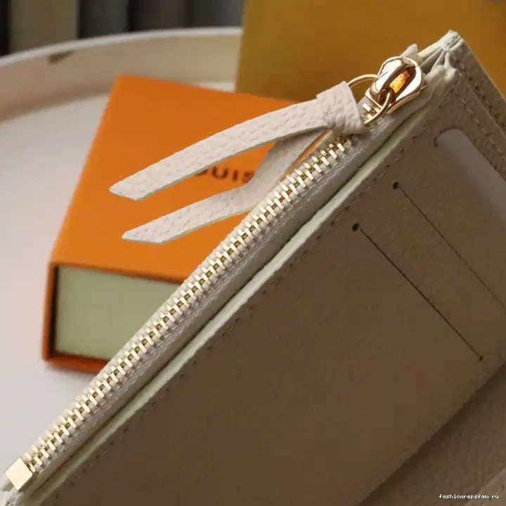 Fashionrep 2304DJ0071 Bag LV 0627
